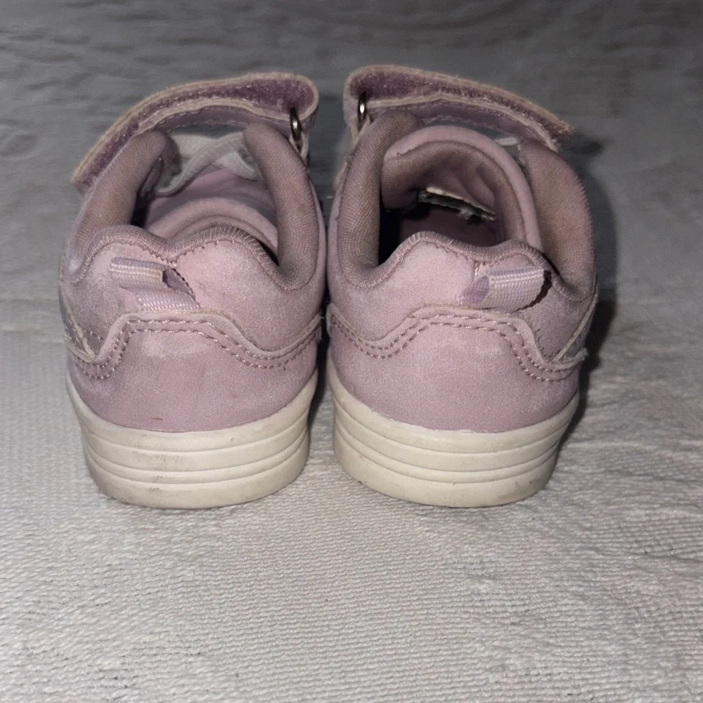 OshKosh B'gosh Kids Sneakers - Light Pink